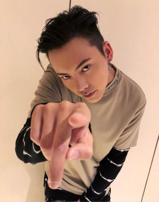 香港男明星陈伟霆帅气图片