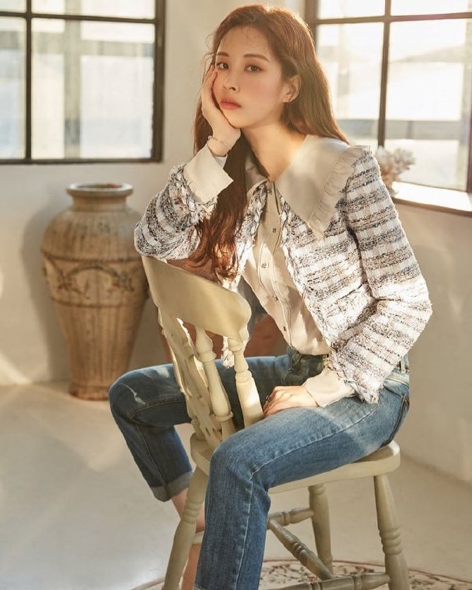韩国女团少女时代成员徐贤图片
