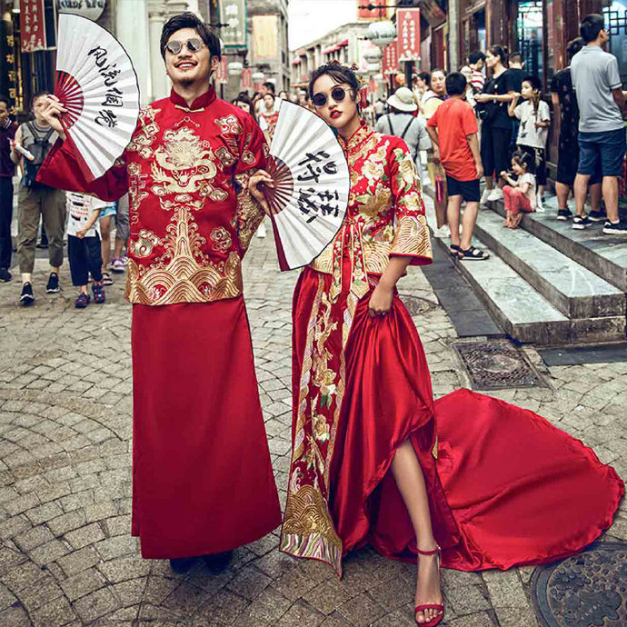 古装嫁衣创意婚纱照图片