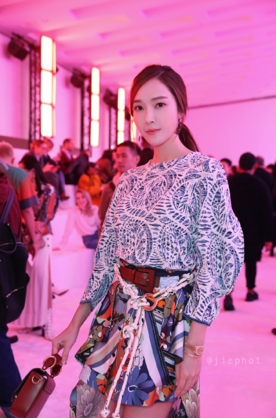 韩国美女图片 女星Jessica郑秀妍巴黎时装周图片