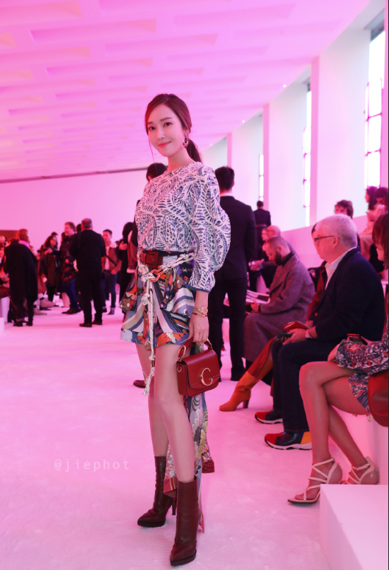 韩国美女图片 女星Jessica郑秀妍巴黎时装周图片