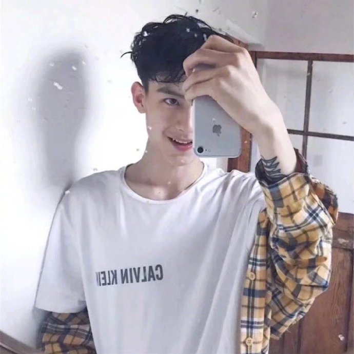 小奶狗帅气男生头像图片