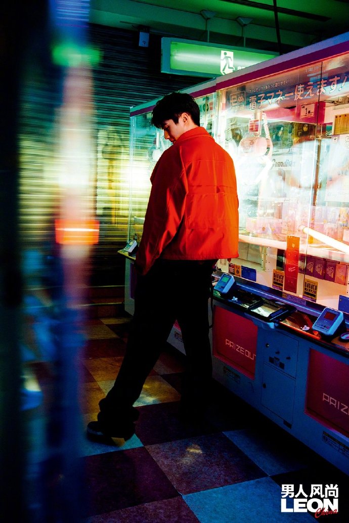 花样少年刘昊然登上《男人风尚LEON》3月刊封面图