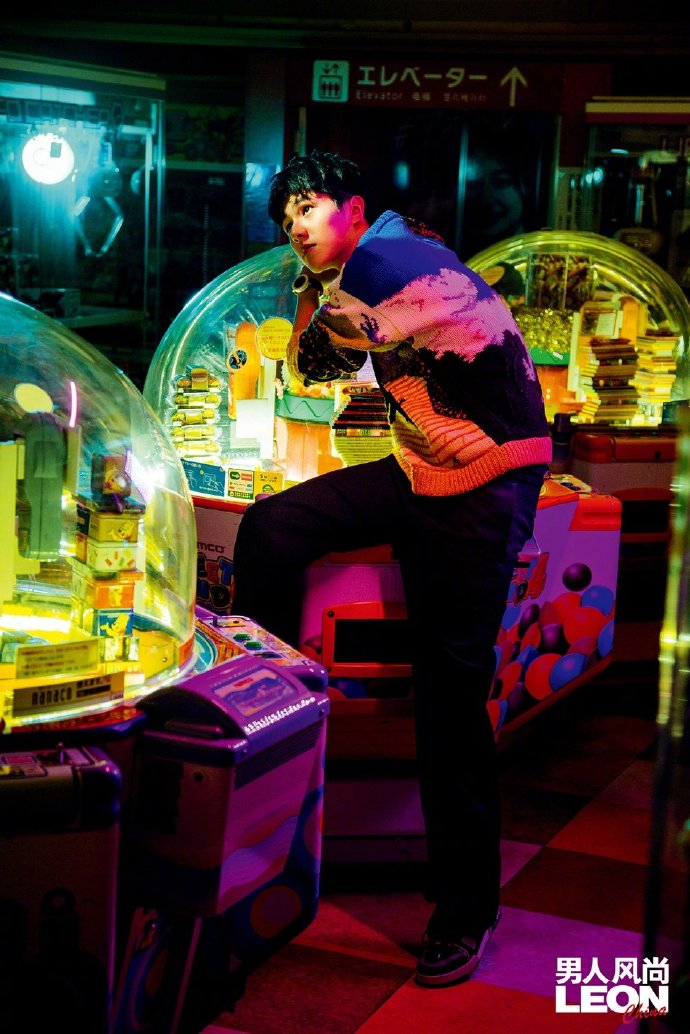 花样少年刘昊然登上《男人风尚LEON》3月刊封面图