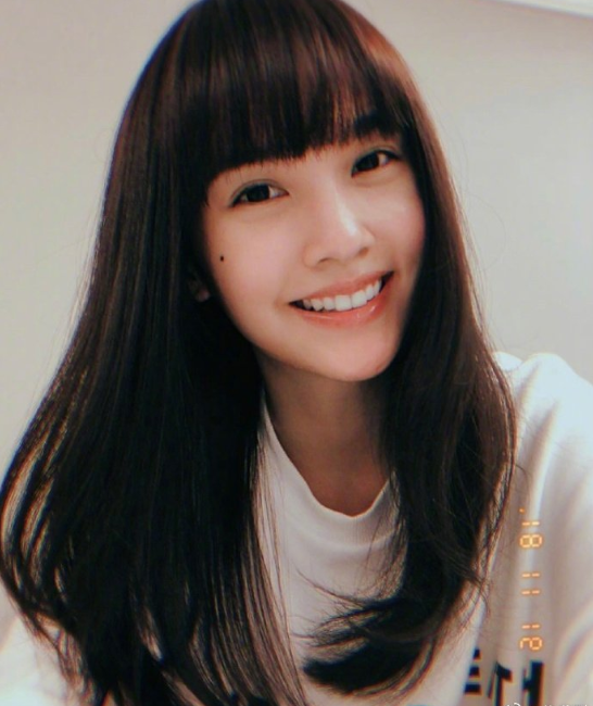 台湾偶像剧女神杨丞琳剪齐刘海秒回少女图片