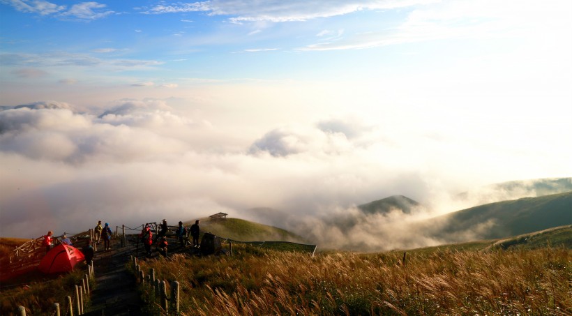 江西武功山云海自然风景图片