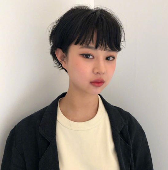 时尚短发图片_女生短发造型图片