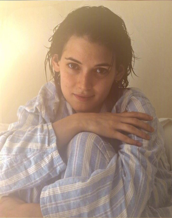 欧美美女明星Winona Ryder图片