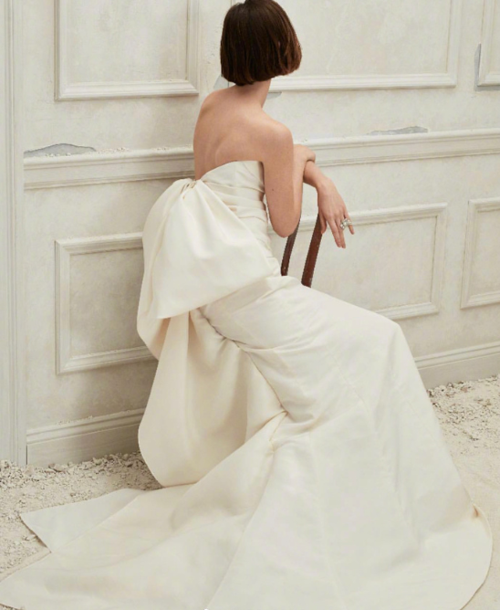 Oscarde la Renta2019秋季婚纱图片