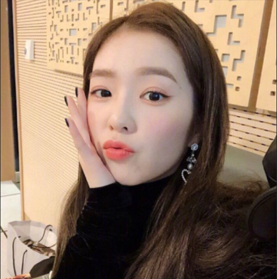 韩国第一美女明星裴珠泫图片