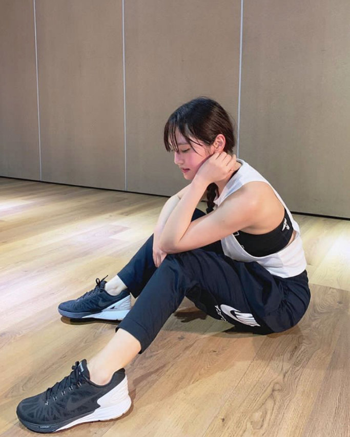台湾美女明星杨丞琳健身图片