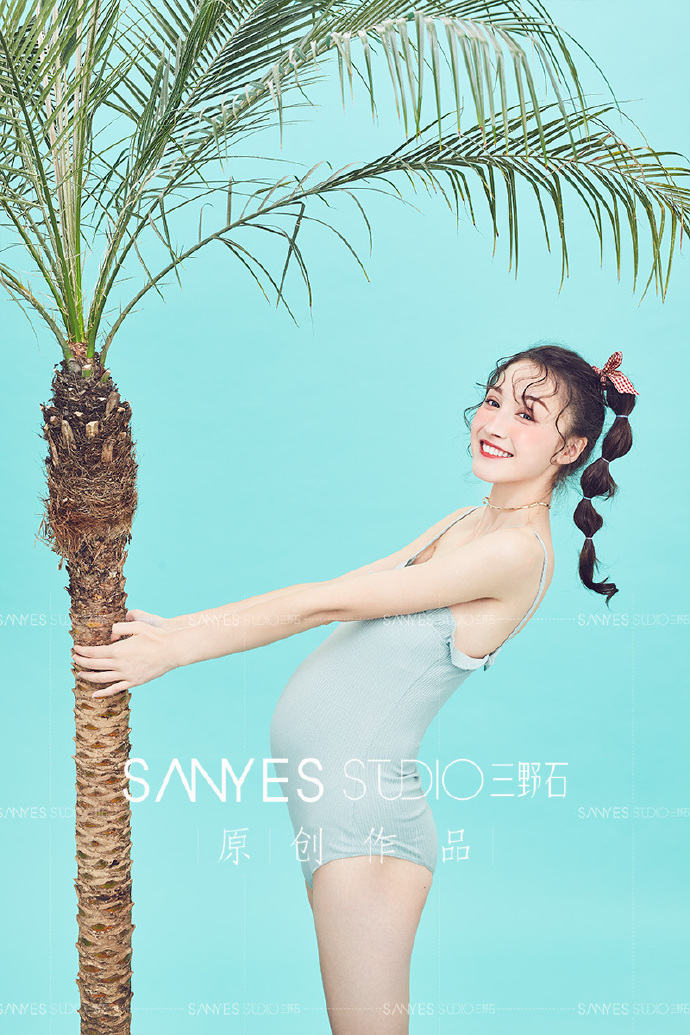 甜炸你的少女心孕妇艺术照图片
