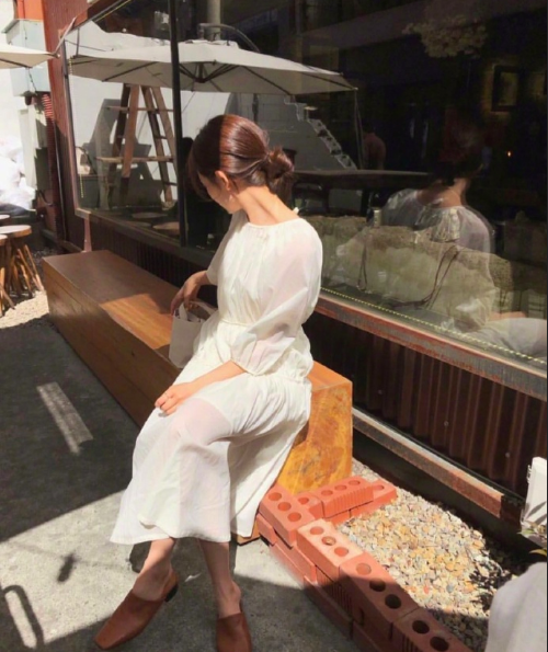 日常韩风随性春季服装搭配图片