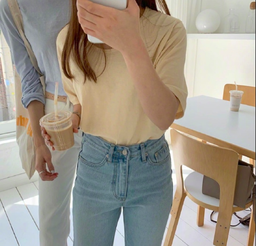 日常韩风随性春季服装搭配图片