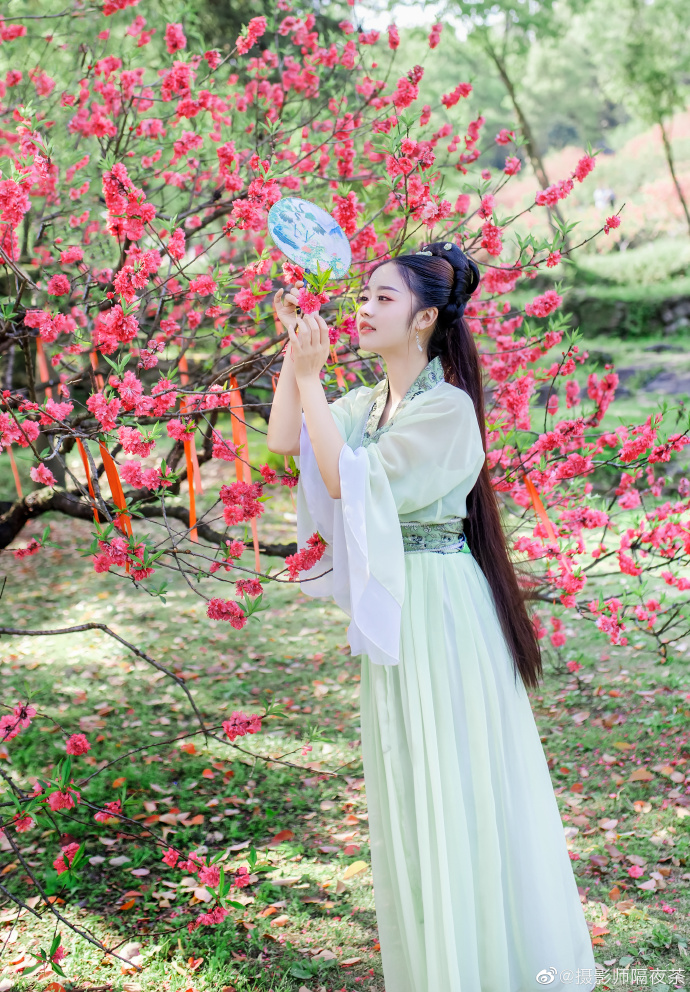 好看的古装美女图片壁纸