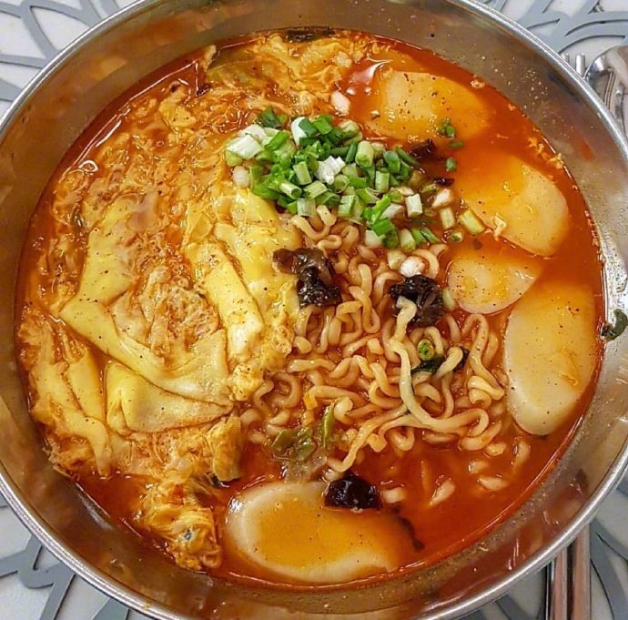一看见这个就想吃泡面图片
