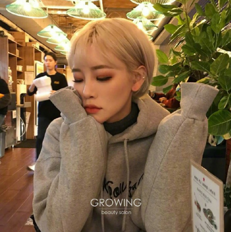 日系短发美女图片 女生短发发型图片