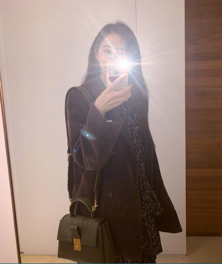 韩国美女朴孝敏自拍照图片