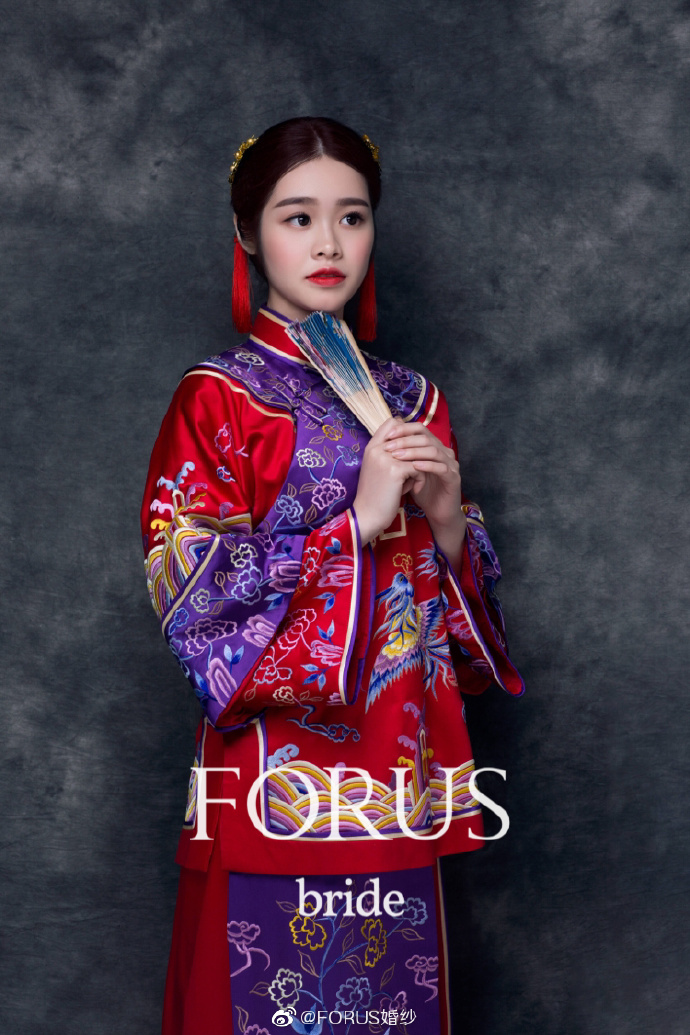 Forus中式嫁衣图片