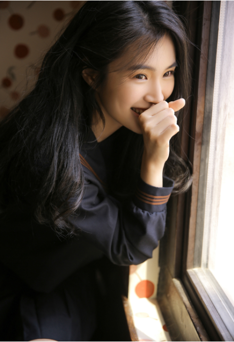 画室里学生妹艺术生美女图片