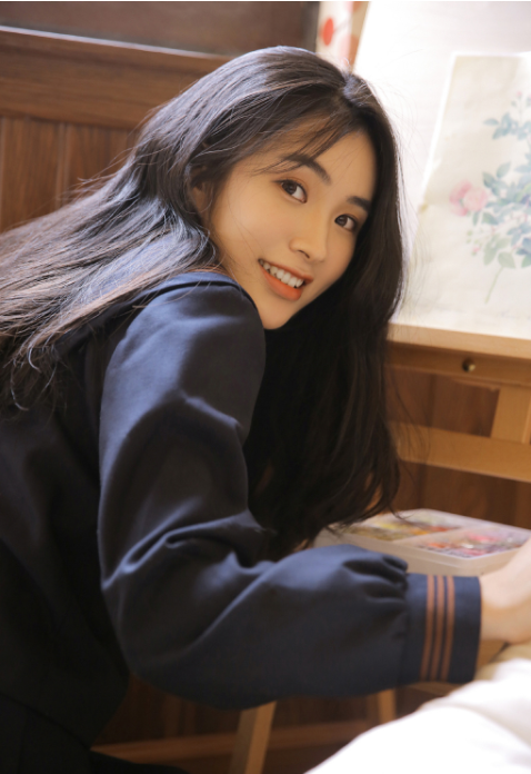 画室里学生妹艺术生美女图片