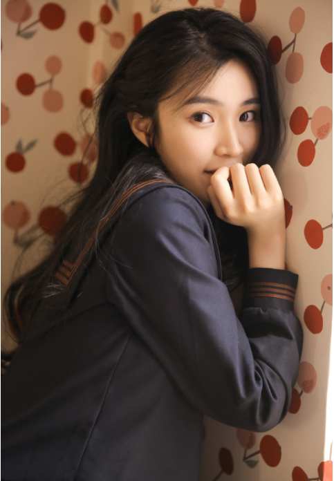 画室里学生妹艺术生美女图片