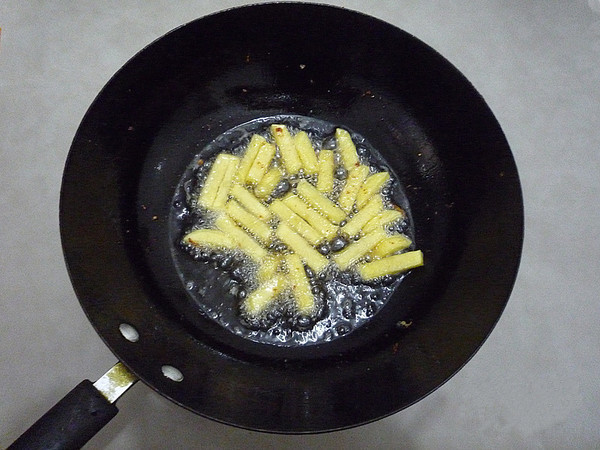 椒盐土豆虾的做法