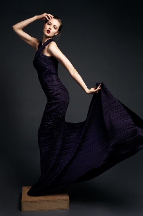 欧美美女超模Lindsey Wixson演绎Zac Posen2020早春度假
