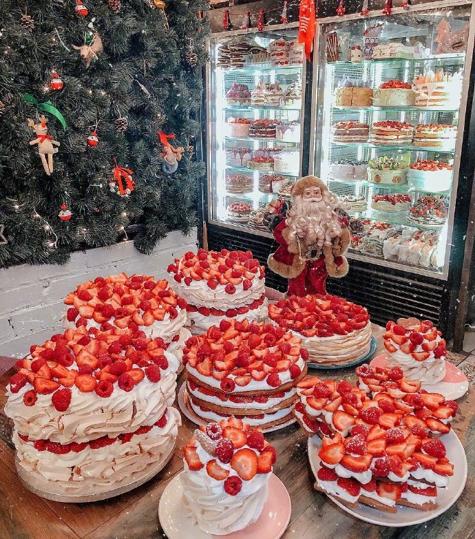 戒不掉的甜品草莓蛋糕图片