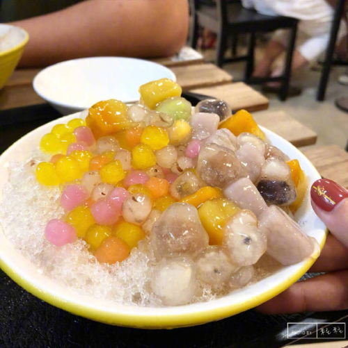 台湾甜品芋圆小吃美食图片
