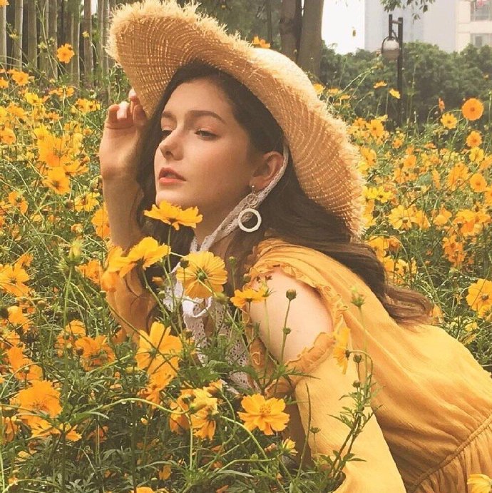 欧美美女图片 加拿大女星Savanna Blade图片