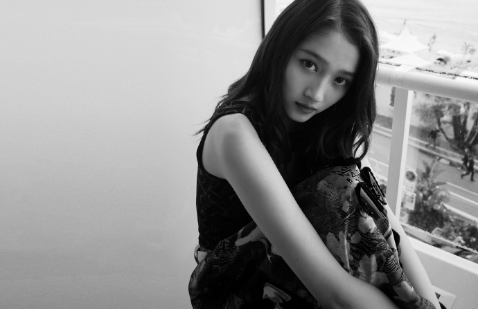 中国美女图片 女明星关晓彤休闲图片