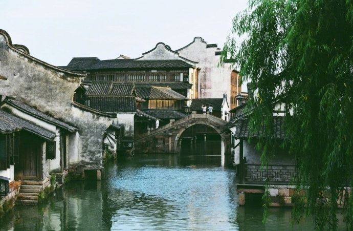 古镇风景图片 青砖黛瓦是江南不见故人伞