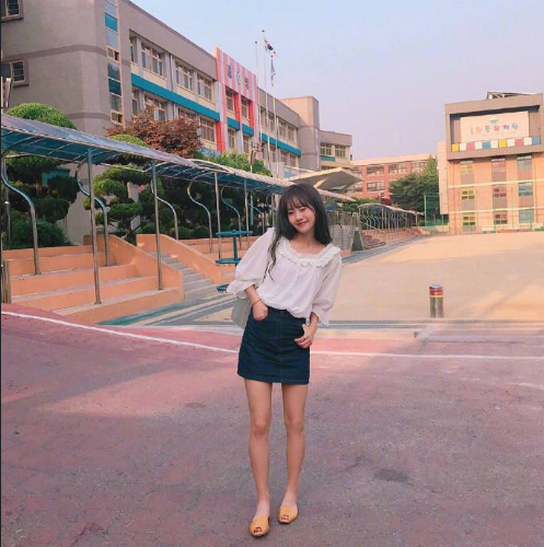 韩国美女图片 韩系少女的裙子搭配