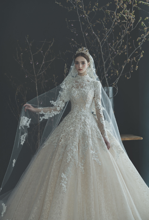 韩国品牌Clara Wedding2019超美婚纱图片