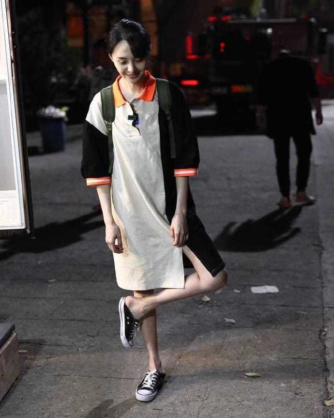 东北美女图片 纯真甜美女明星郑爽图片