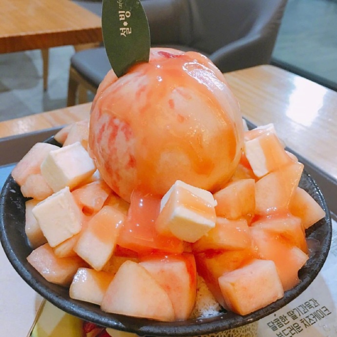 水蜜桃绵绵冰雪糕图片