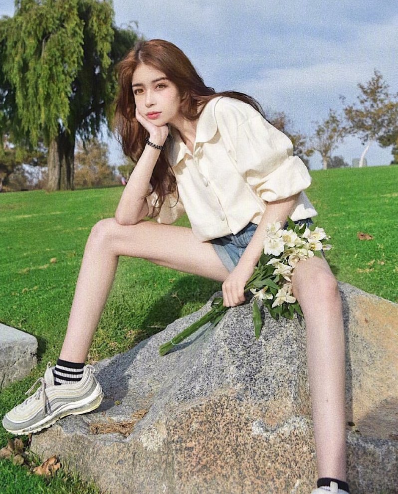 俄罗斯美女图片Nadia Bean私服照图片