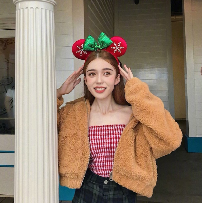 俄罗斯美女图片Nadia Bean私服照图片
