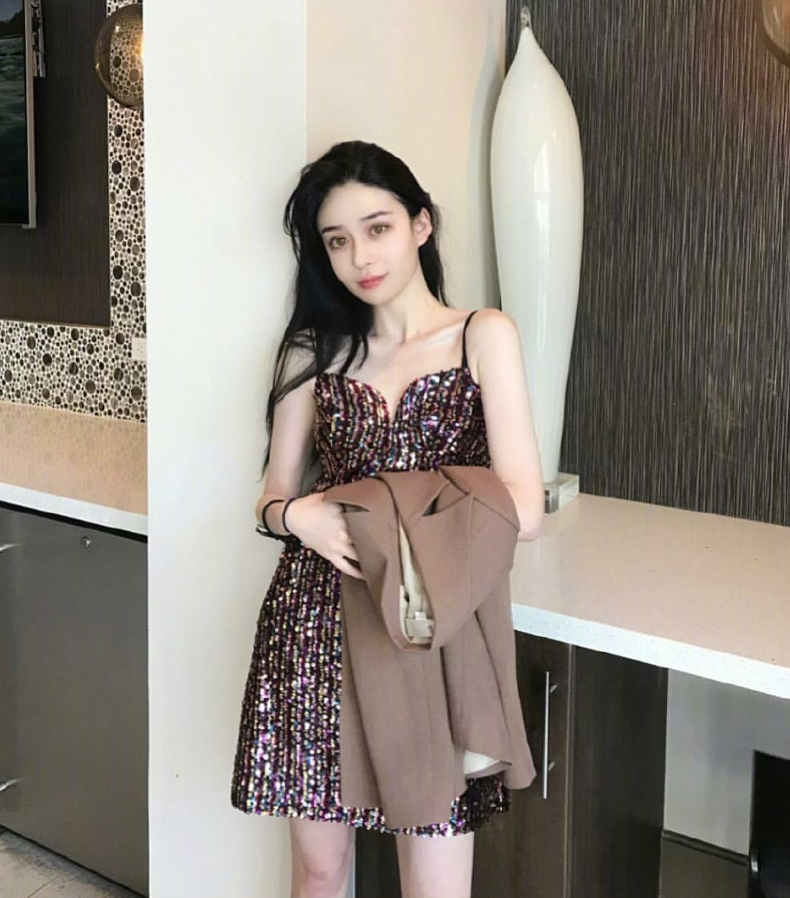俄罗斯美女图片Nadia Bean私服照图片