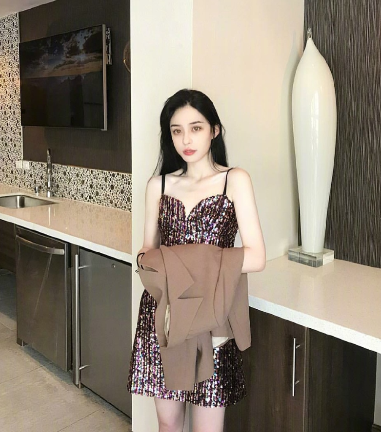俄罗斯美女图片Nadia Bean私服照图片