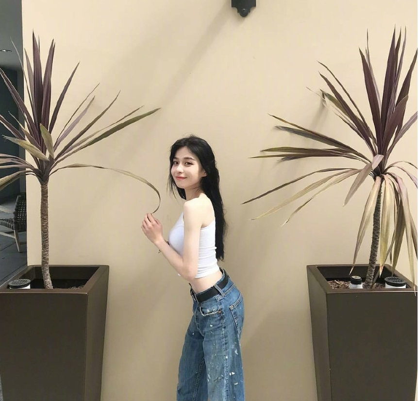 俄罗斯美女图片Nadia Bean私服照图片