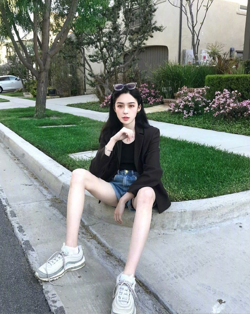 俄罗斯美女图片Nadia Bean私服照图片