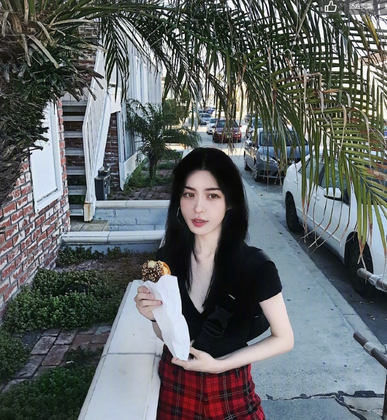 俄罗斯美女图片Nadia Bean私服照图片