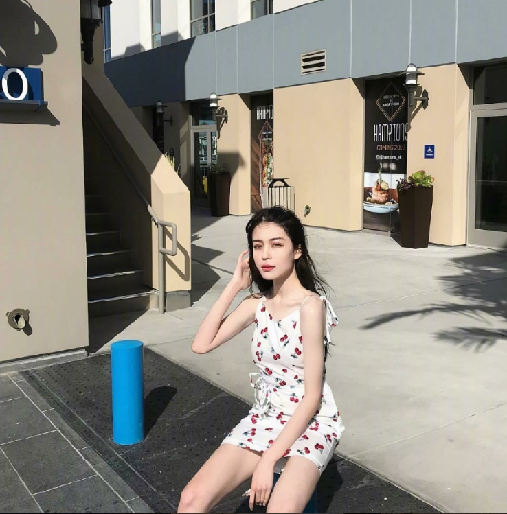 俄罗斯美女图片Nadia Bean私服照图片