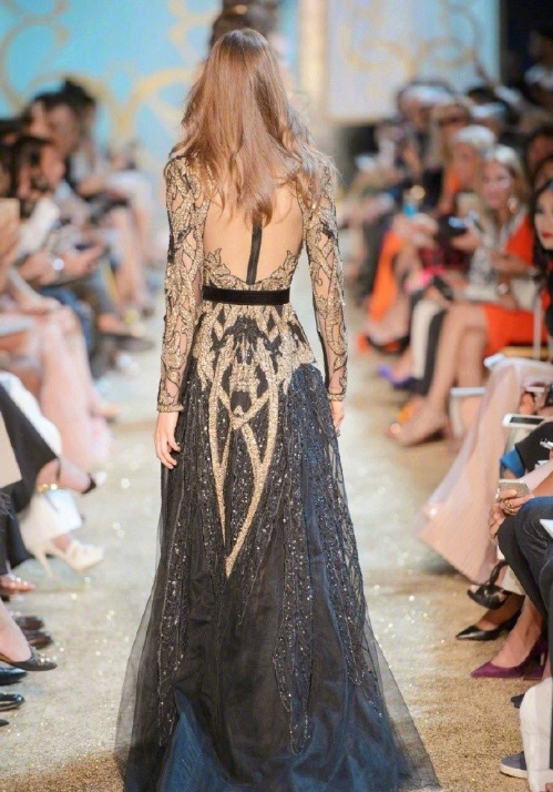 Elie Saab仙女裙背影美女图片