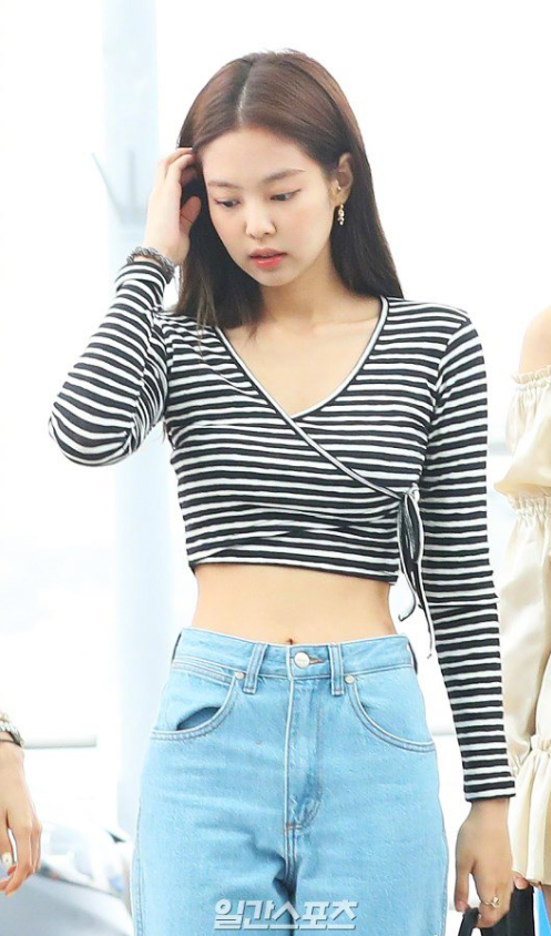 韩国美女图片 女团BLACKPINK机场街拍高颜值图片