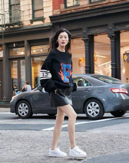中国美女模特刘雯私服街拍图片
