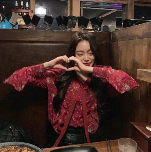 拍照姿势 不会拍照的小仙女们学起来拍照pose