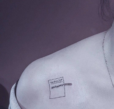 锁骨纹身图案大全 女生纹身小图案